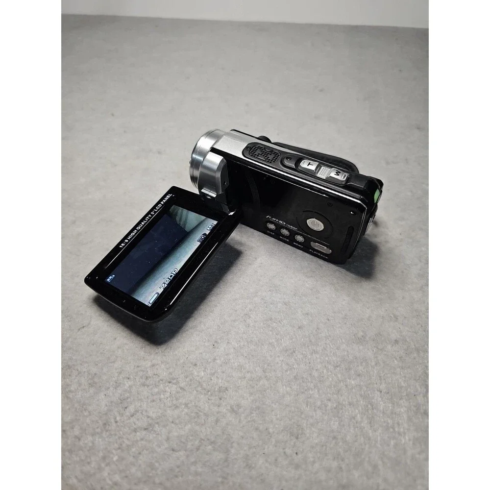 DXG-5B1V HD Sportster High Definition Waterproof Camcorder Camera & Battery Only